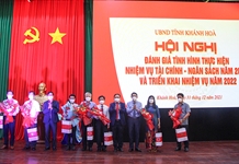 Về đích thu ngân sách