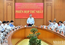 Kết luận của Bộ Chính trị, Ban Bí thư về triển khai nghiên cứu, đề xuất tiếp tục sắp xếp tổ chức bộ máy của hệ thống chính trị