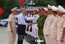 Phó Thủ tướng Thường trực Chính phủ Nguyễn Hòa Bình dự lễ công bố Quyết định đặc xá của Chủ tịch nước tại Trại giam A2