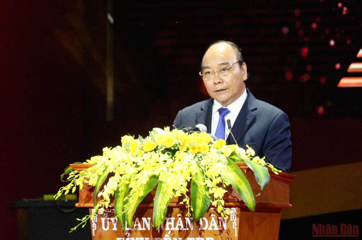 Chủ tịch nước Nguyễn Xuân Phúc dự Lễ Kỷ niệm 200 năm Ngày sinh Danh nhân Nguyễn Đình Chiểu
