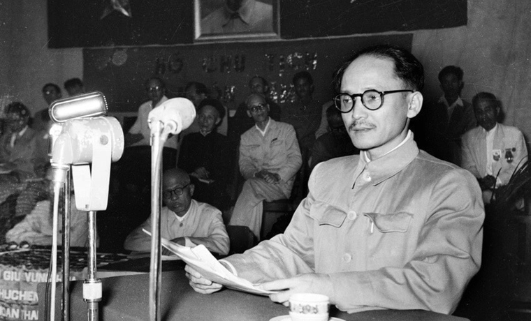 Đồng chí Hoàng Quốc Việt với hoạt động báo chí công khai của Đảng