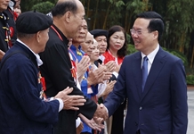 Đẩy mạnh thực hành dân chủ, tiếp tục phát huy cao độ sức mạnh của nhân dân trong xây dựng và phát triển đất nước