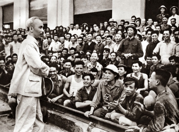 Tư tưởng Hồ Chí Minh về chủ nghĩa xã hội - Tiếp cận từ phương diện đạo đức và sự vận dụng, phát triển của Đảng ta 