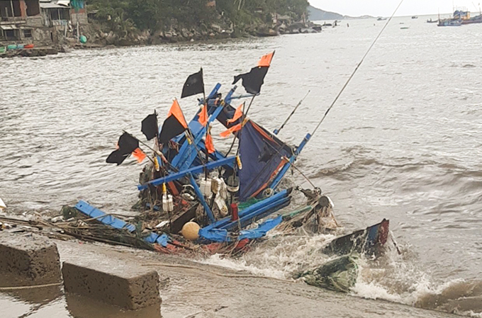 Phó Thủ tướng Chính phủ chủ trì cuộc họp trực tuyến về công tác ứng phó mưa lũ bất thường