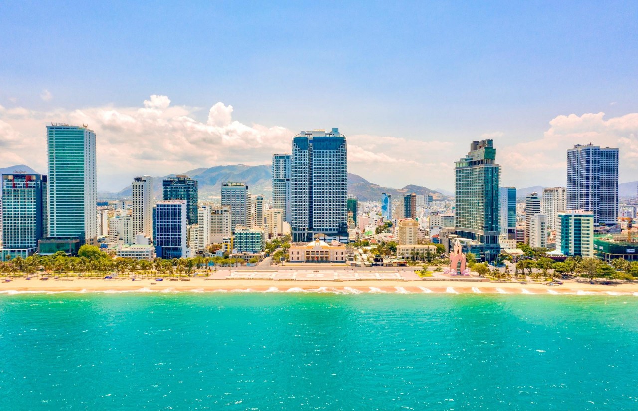Nha Trang vươn mình về phía biển