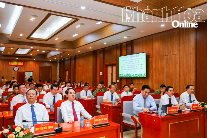 Tỉnh ủy Khánh Hòa tổ chức hội nghị công bố các quyết định thành lập tổ chức bộ máy và công tác cán bộ