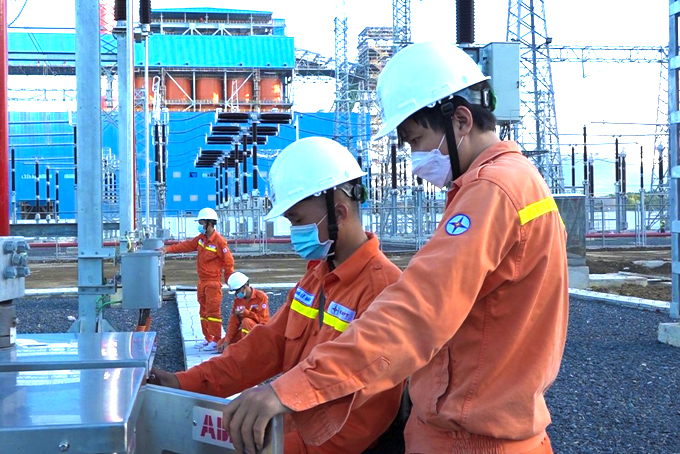 Dự án Trạm biến áp 500kV Vân Phong và đấu nối: Hoàn thành vượt tiến độ
