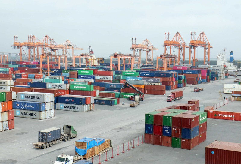  Kinh tế Việt Nam vững vàng vượt qua thách thức 