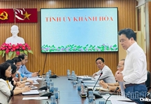 Thường trực Tỉnh ủy giao ban quý I với các cơ quan tham mưu giúp việc của Tỉnh ủy, Mặt trận và các tổ chức chính trị - xã hội tỉnh