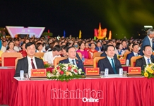 Trang trọng và ý nghĩa Lễ kỷ niệm 50 năm Ngày Giải phóng tỉnh Khánh Hòa