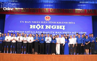 Khánh Hòa đẩy mạnh đối thoại trực tiếp với với cán bộ, công chức, viên chức, đoàn viên, hội viên, người lao động và đại diện đồng bào các tôn giáo trên địa bàn tỉnh