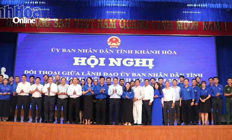 Khánh Hòa đẩy mạnh đối thoại trực tiếp với với cán bộ, công chức, viên chức, đoàn viên, hội viên, người lao động và đại diện đồng bào các tôn giáo trên địa bàn tỉnh