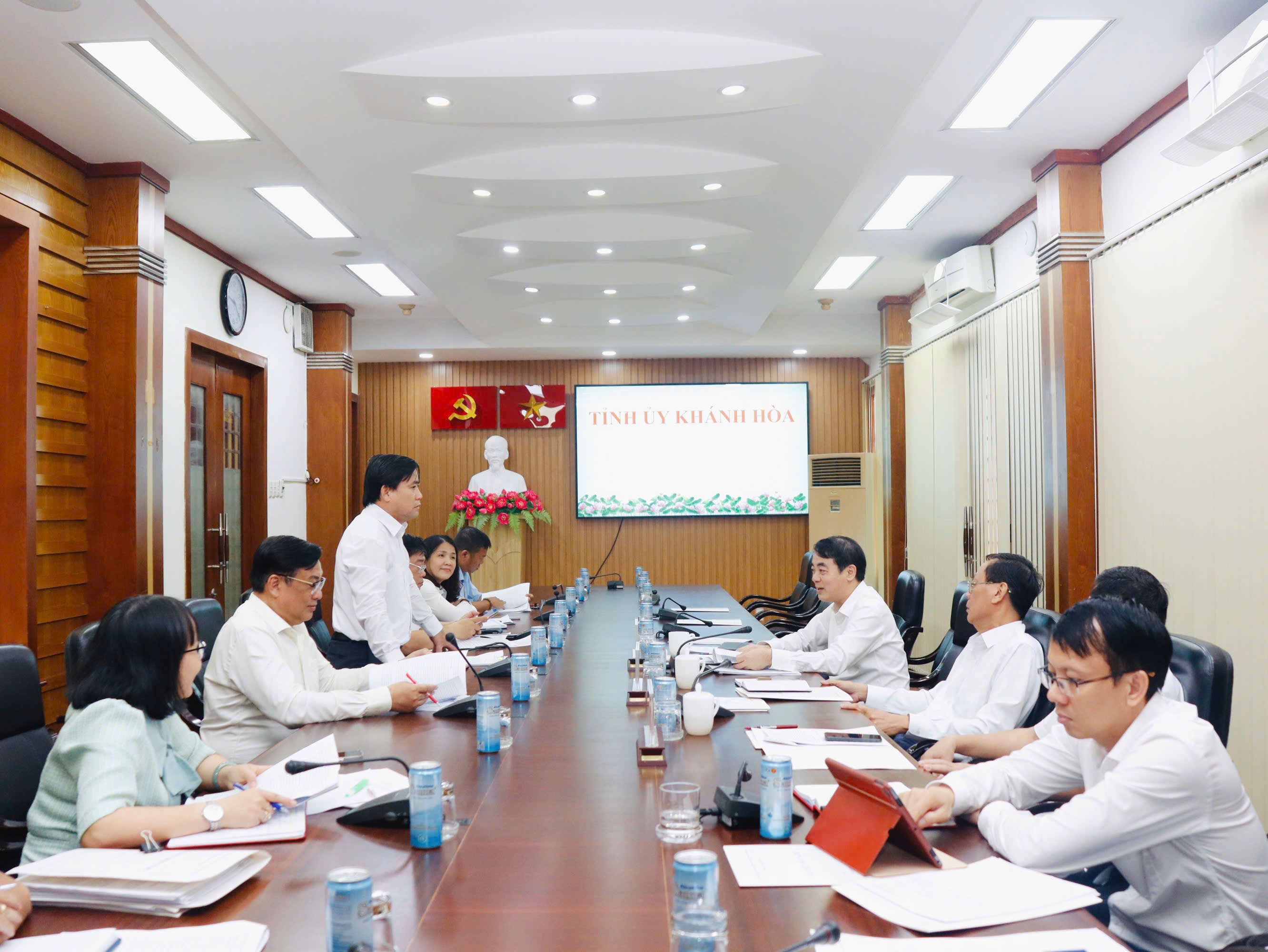 Thường trực Tỉnh ủy làm việc với Tổ Văn kiện 