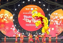 Thủ tướng yêu cầu thực hiện nếp sống văn minh, an toàn, tiết kiệm trong Lễ hội Xuân