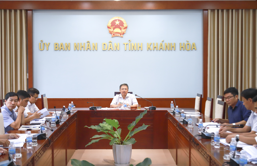 Khẩn trương giải quyết dứt điểm 8 vị trí vướng mặt bằng cao tốc Vân Phong - Nha Trang