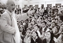 Vận dụng tư tưởng Hồ Chí Minh về tinh thần phụng sự Tổ quốc, phục vụ nhân dân của nhà giáo trong giáo dục sinh viên sư phạm hiện nay