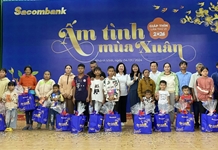 Quà Tết đến với người nghèo