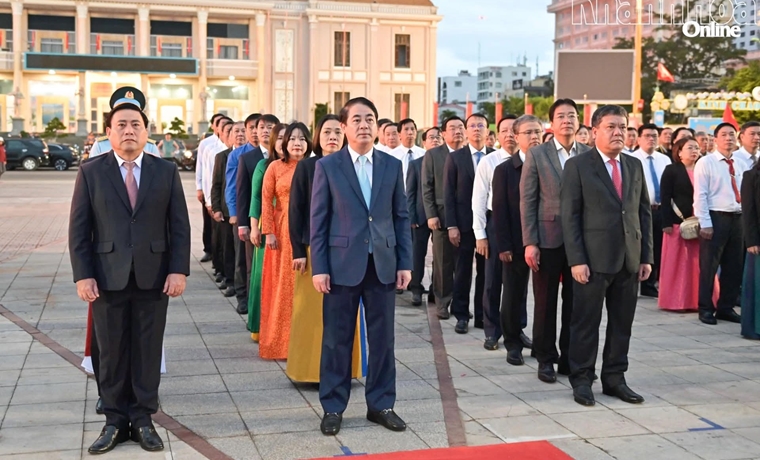 Lễ chào cờ tháng 1-2026: Nha Trang - Khánh Hòa hân hoan chào đón năm mới