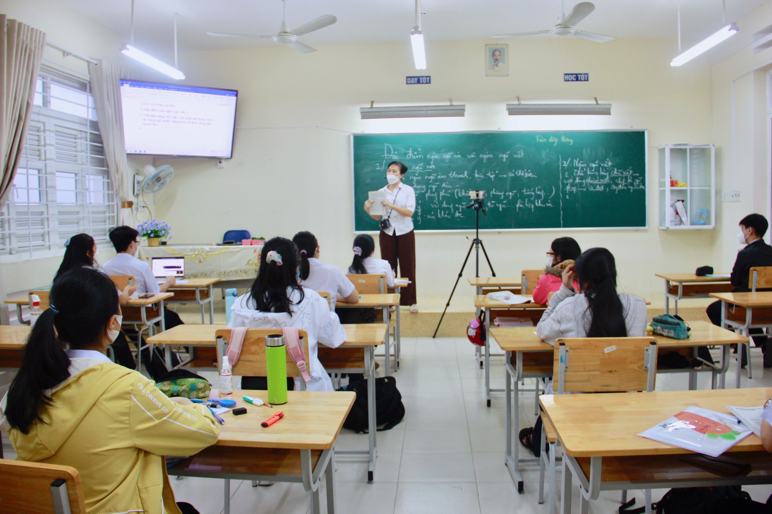 Linh hoạt các phương án dạy học trong tình hình mới