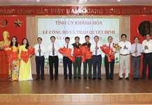 Tỉnh ủy Khánh Hòa: Công bố và trao quyết định về công tác cán bộ