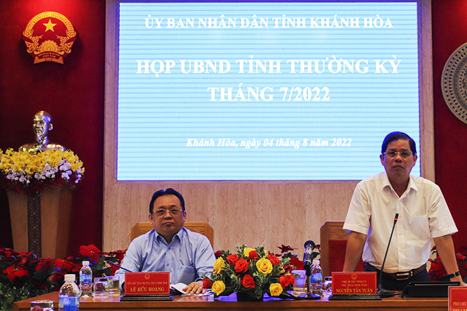 UBND tỉnh Khánh Hòa họp thường kỳ tháng 7