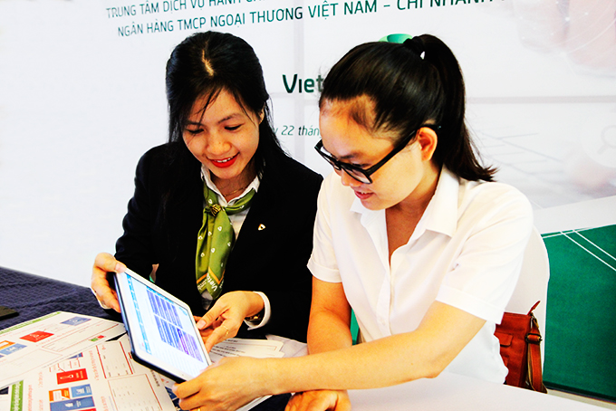 Trung tâm Dịch vụ hành chính công trực tuyến tỉnh: Đẩy mạnh hợp tác dịch vụ thanh toán