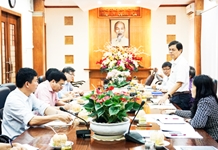 Làm việc với đoàn khảo sát của Ban Tổ chức Trung ương