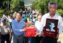 Đi tìm đồng đội