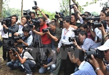 Nhận diện nguy cơ “tự diễn biến”, “tự chuyển hóa” trong lĩnh vực báo chí và một số giải pháp khắc phục