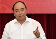 Thủ tướng: Tập trung hoàn thiện thể chế, gỡ bỏ ngay các rào cản phát triển