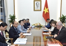 Thủ tướng Nguyễn Xuân Phúc tiếp một số Đại sứ và nhà đầu tư EU