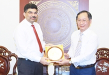 Lãnh đạo tỉnh Khánh Hòa tiếp xã giao Tổng lãnh sự Cộng hòa Ấn Độ