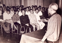 Bác Hồ với công tác Tuyên giáo