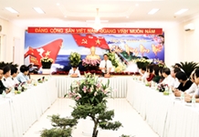 Chúc Tết các đơn vị, địa phương