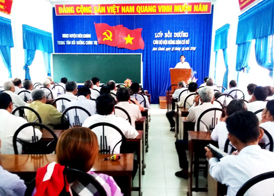 Diên Khánh: bồi dưỡng nghiệp vụ cho cán bộ hội nông dân cơ sở