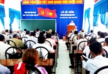 Diên Khánh: bồi dưỡng nghiệp vụ cho cán bộ hội nông dân cơ sở