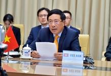 Tuân thủ luật pháp quốc tế, tăng cường hợp tác, đoàn kết và lòng tin có ý nghĩa then chốt để gìn giữ hòa bình thế giới