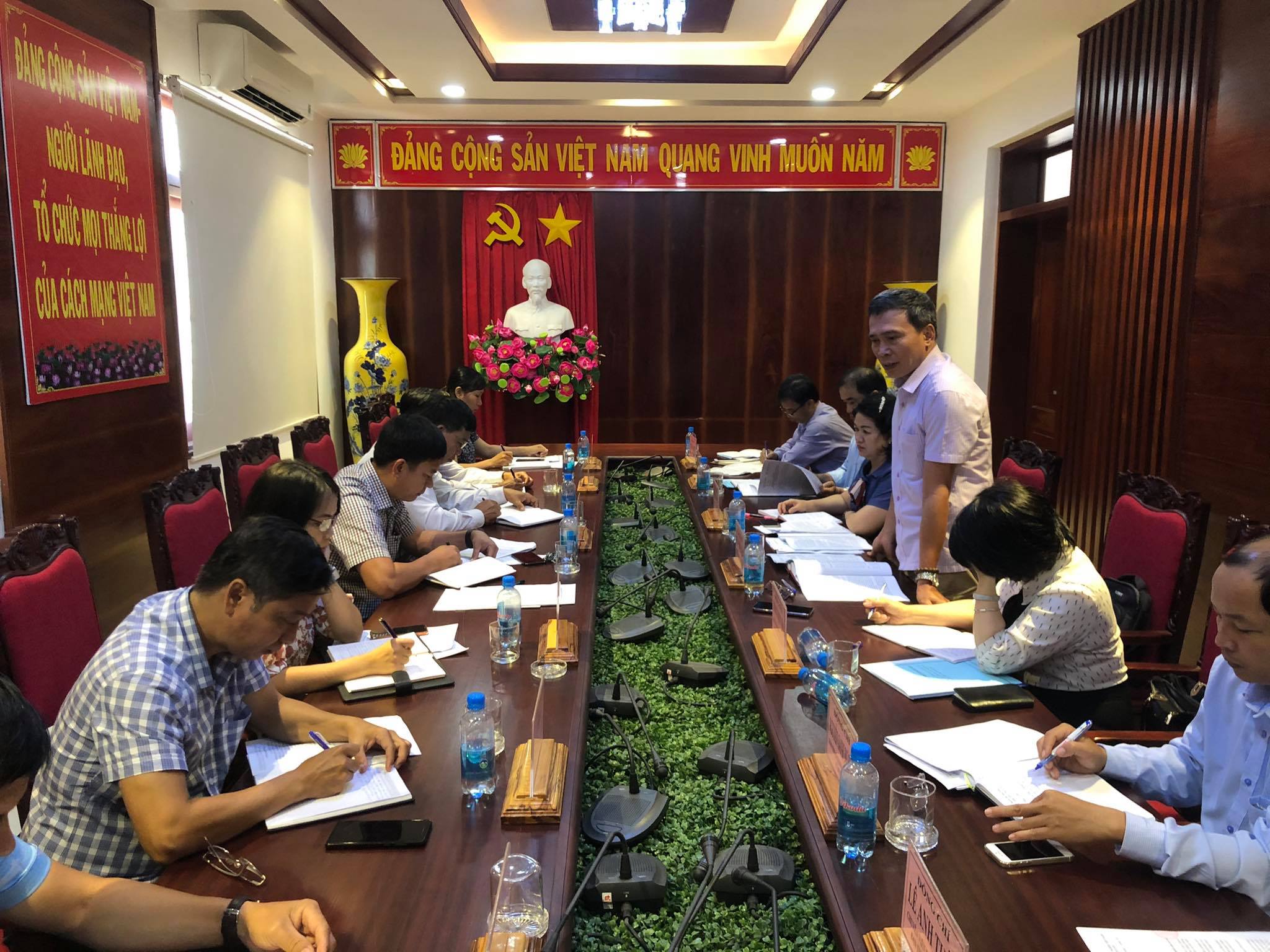 Đoàn Khảo sát công tác an toàn thực thực phẩm làm việc tại huyện Cam Lâm