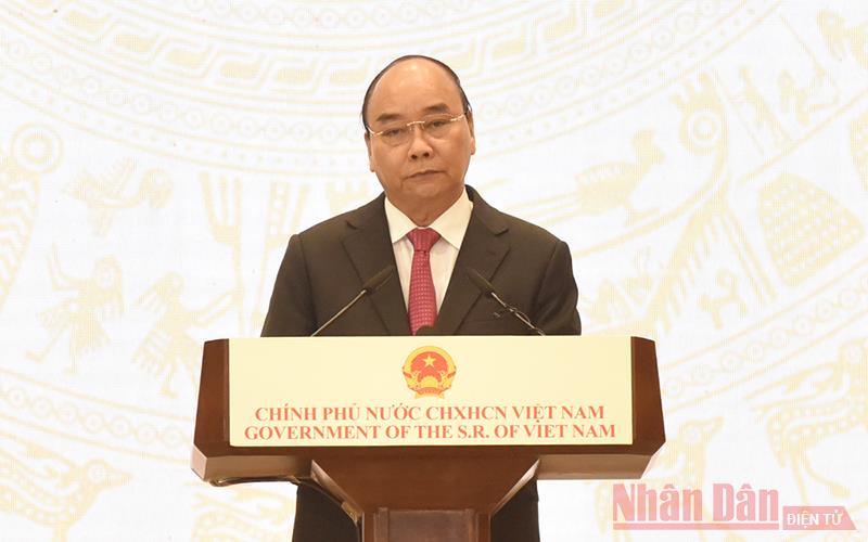 Tin tưởng vào tương lai chung bừng sáng tốt đẹp của Việt Nam và các nước trong cộng đồng quốc tế (★)