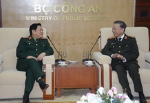 Tăng cường đoàn kết, phối hợp, thực hiện thắng lợi nhiệm vụ được giao