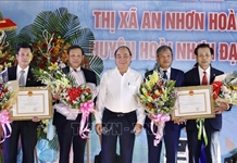 Thủ tướng Nguyễn Xuân Phúc: Các tỉnh miền Trung cần lấy lợi ích vùng làm ưu tiên trong phát triển