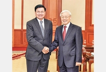 Tổng Bí thư Nguyễn Phú Trọng tiếp Thủ tướng Lào Thoong-lun Xi-xu-lít