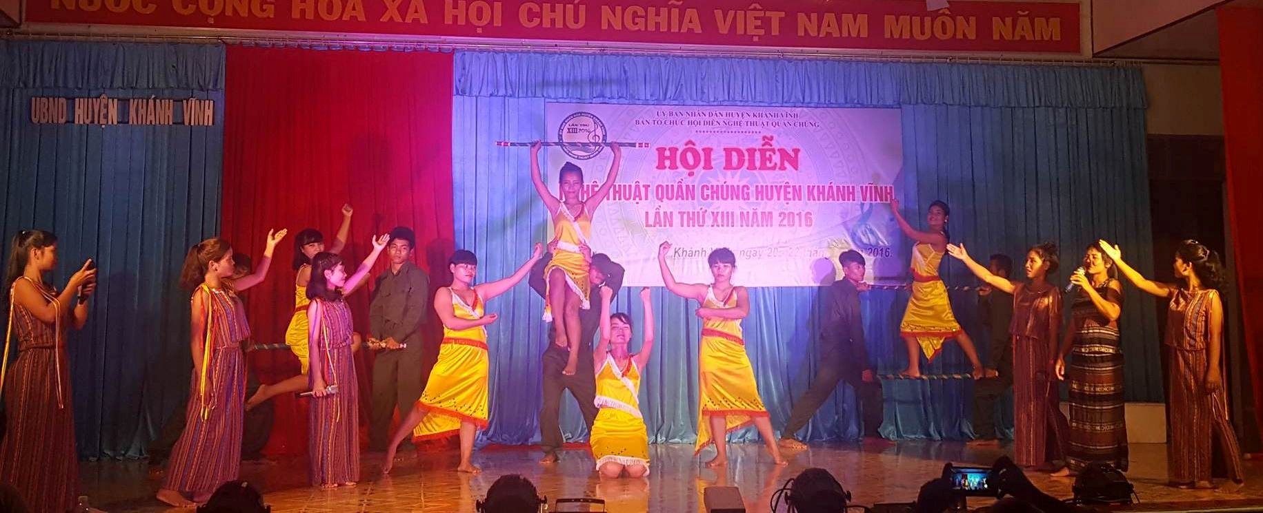 Khánh Vĩnh: Khai mạc Hội diễn Nghệ thuật quần chúng
