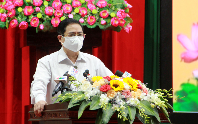 Thủ tướng Phạm Minh Chính tiếp xúc cử tri TP Cần Thơ