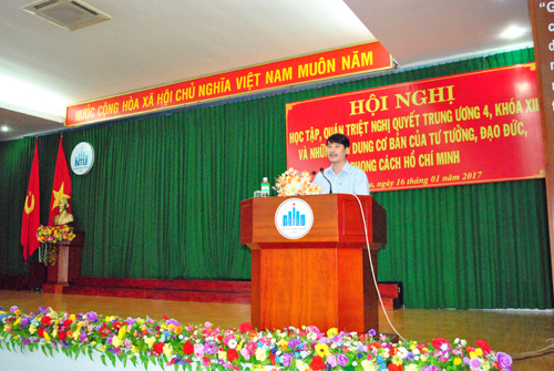 Trường Đại học Nha Trang: Hơn 300 cán bộ, đảng viên, quần chúng ưu tú  dự Hội nghị học tập, quán triệt Nghị quyết Trung ương 4, khóa XII của Đảng