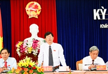 Thảo luận nhiều vấn đề "nóng"