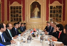 Thủ tướng gặp Chủ tịch Thượng viện, Hạ viện Hà Lan