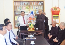 Lãnh đạo tỉnh chúc mừng Ban Trị sự Giáo hội Phật giáo Việt Nam tỉnh nhân dịp Đại lễ Phật đản 2020