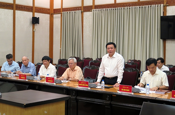 Hội thảo khoa học "Những nội dung trọng tâm trong xây dựng Báo cáo chính trị trình Đại hội XIII của Đảng"