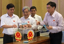 Ngày làm việc thứ 2 Kỳ họp thứ 4, HĐND tỉnh Khánh Hòa khóa VI